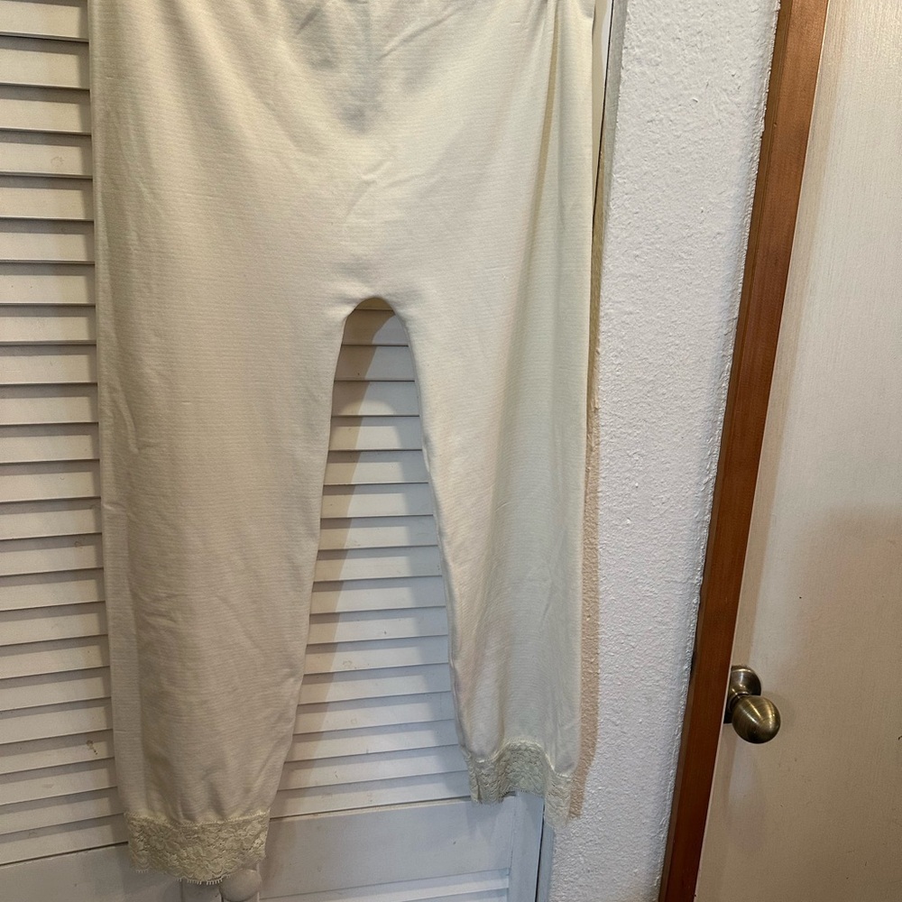 Kids Cream Lace Trim Leggings